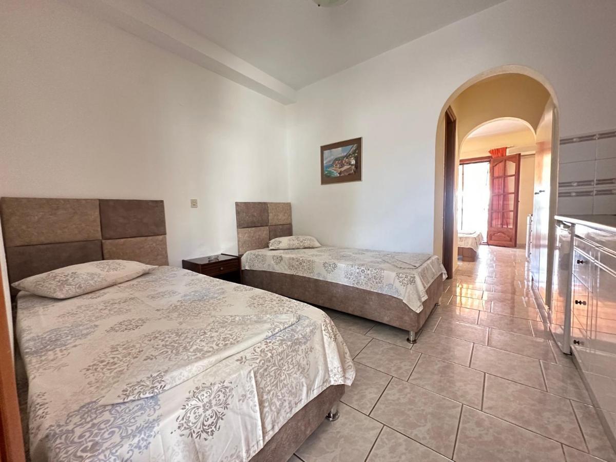 The Flower Apartments Toroni Extérieur photo