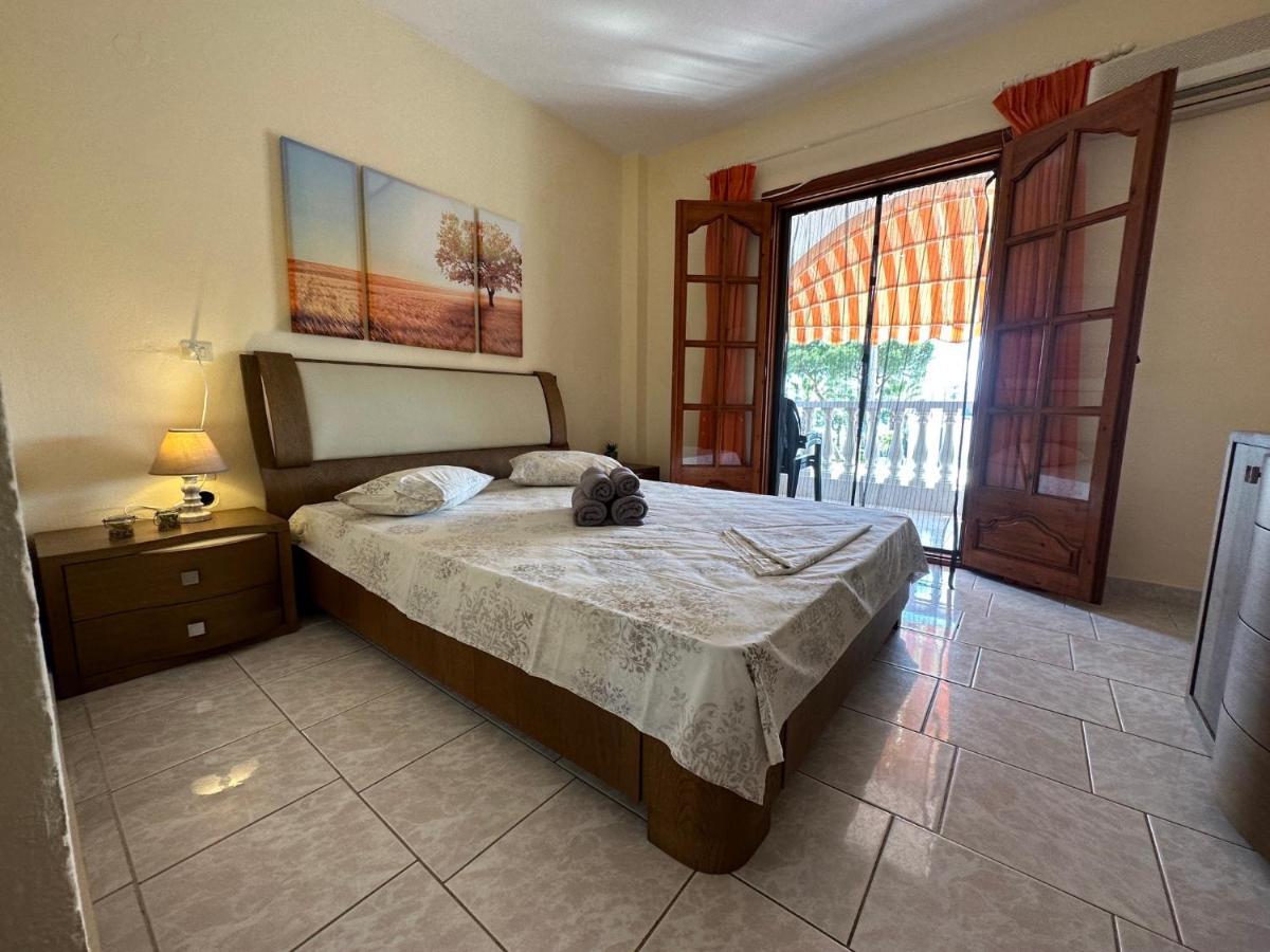 The Flower Apartments Toroni Extérieur photo