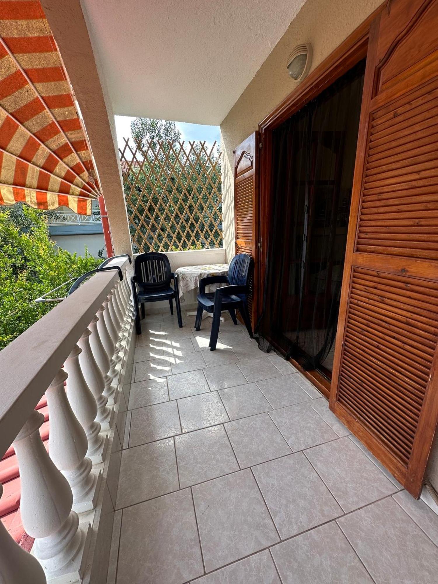 The Flower Apartments Toroni Extérieur photo