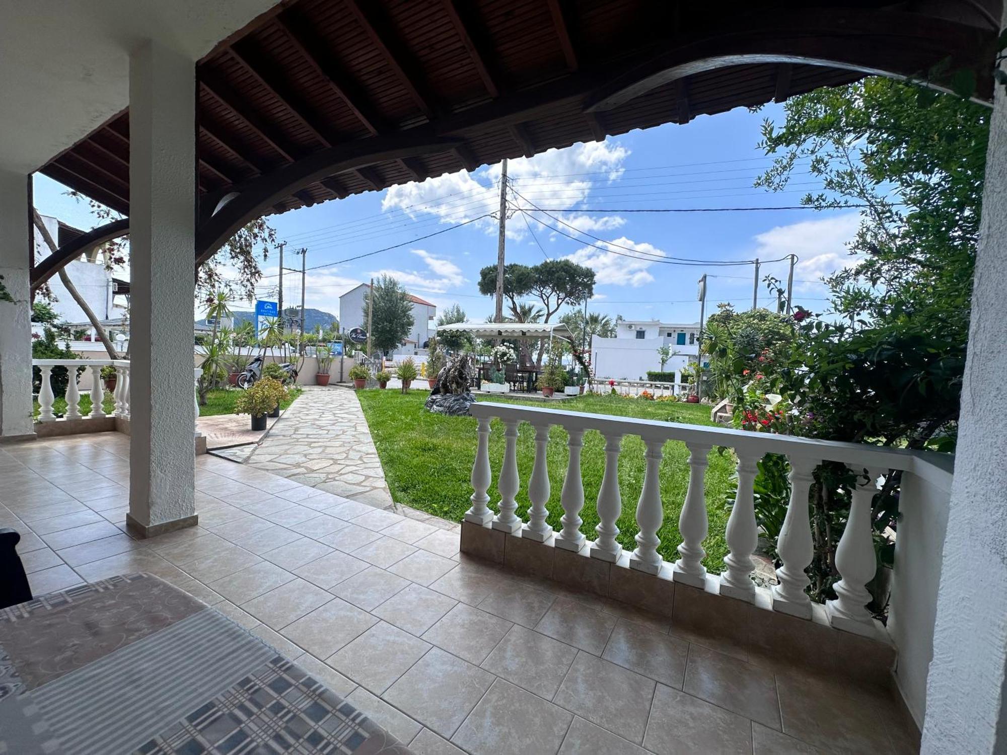 The Flower Apartments Toroni Extérieur photo