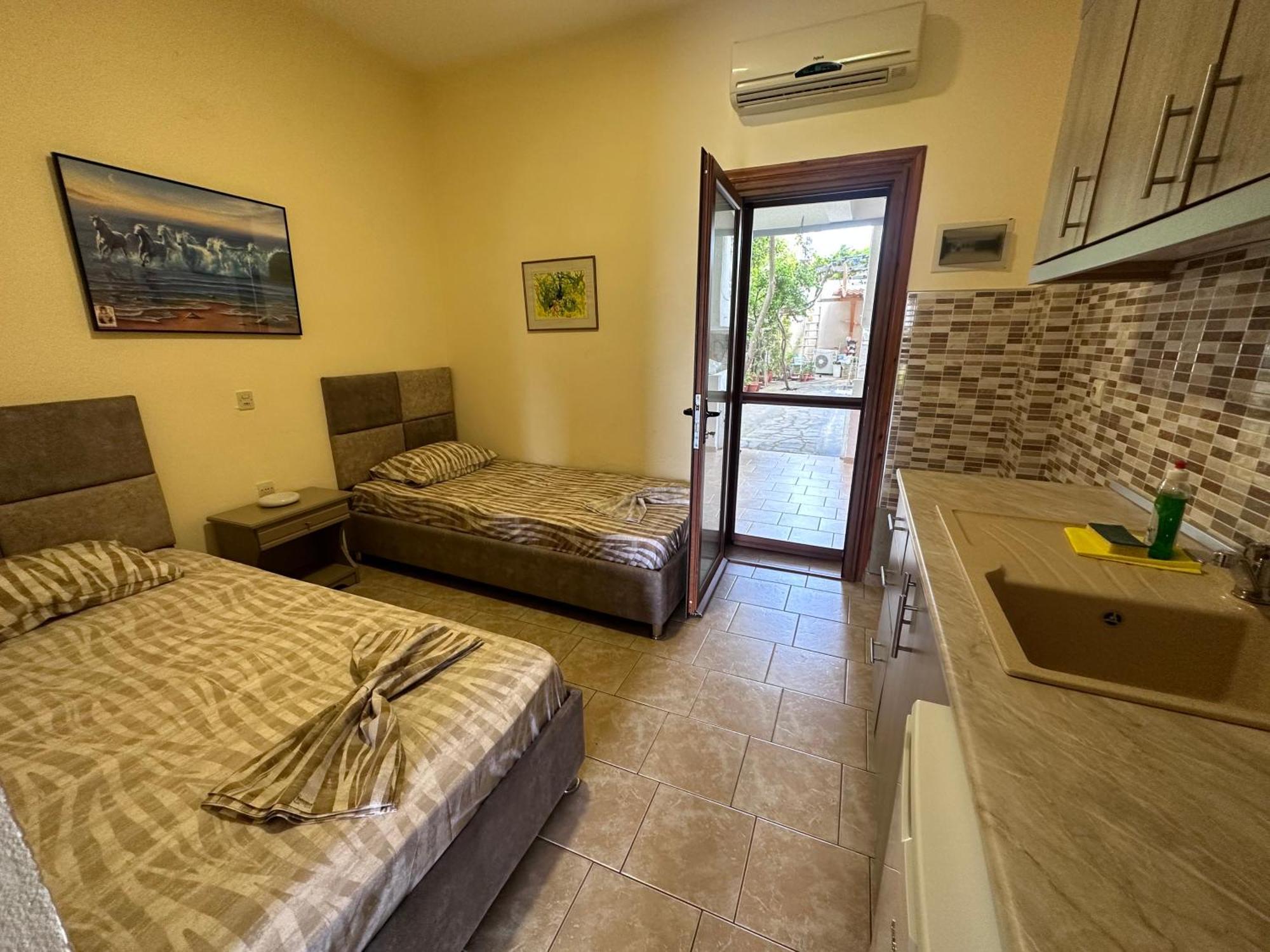 The Flower Apartments Toroni Extérieur photo