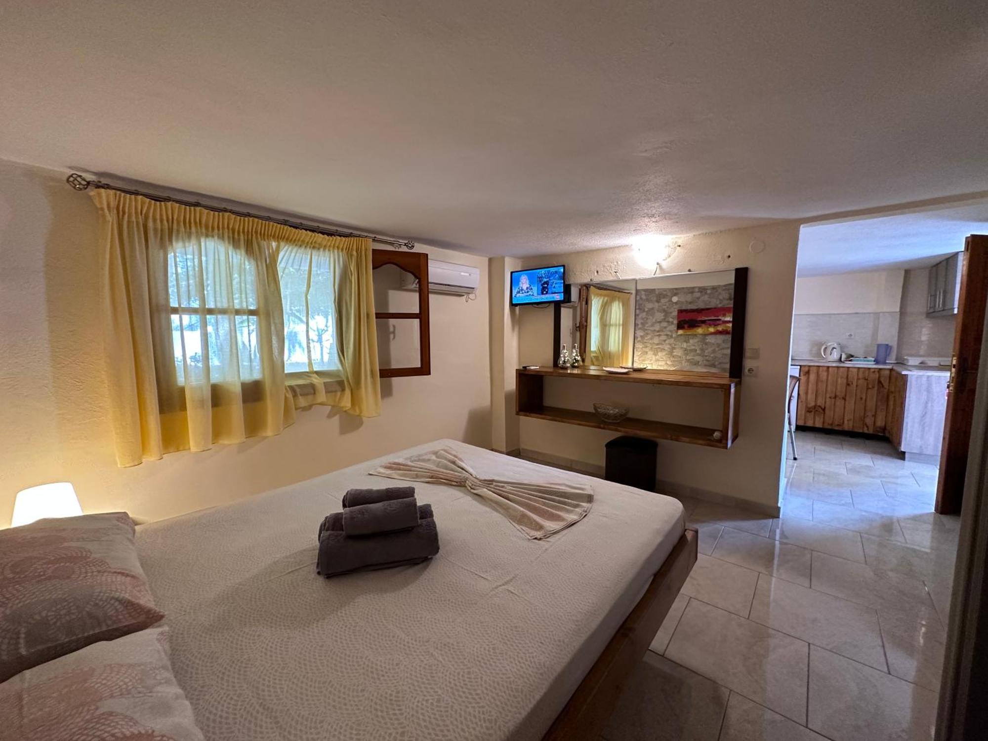 The Flower Apartments Toroni Extérieur photo