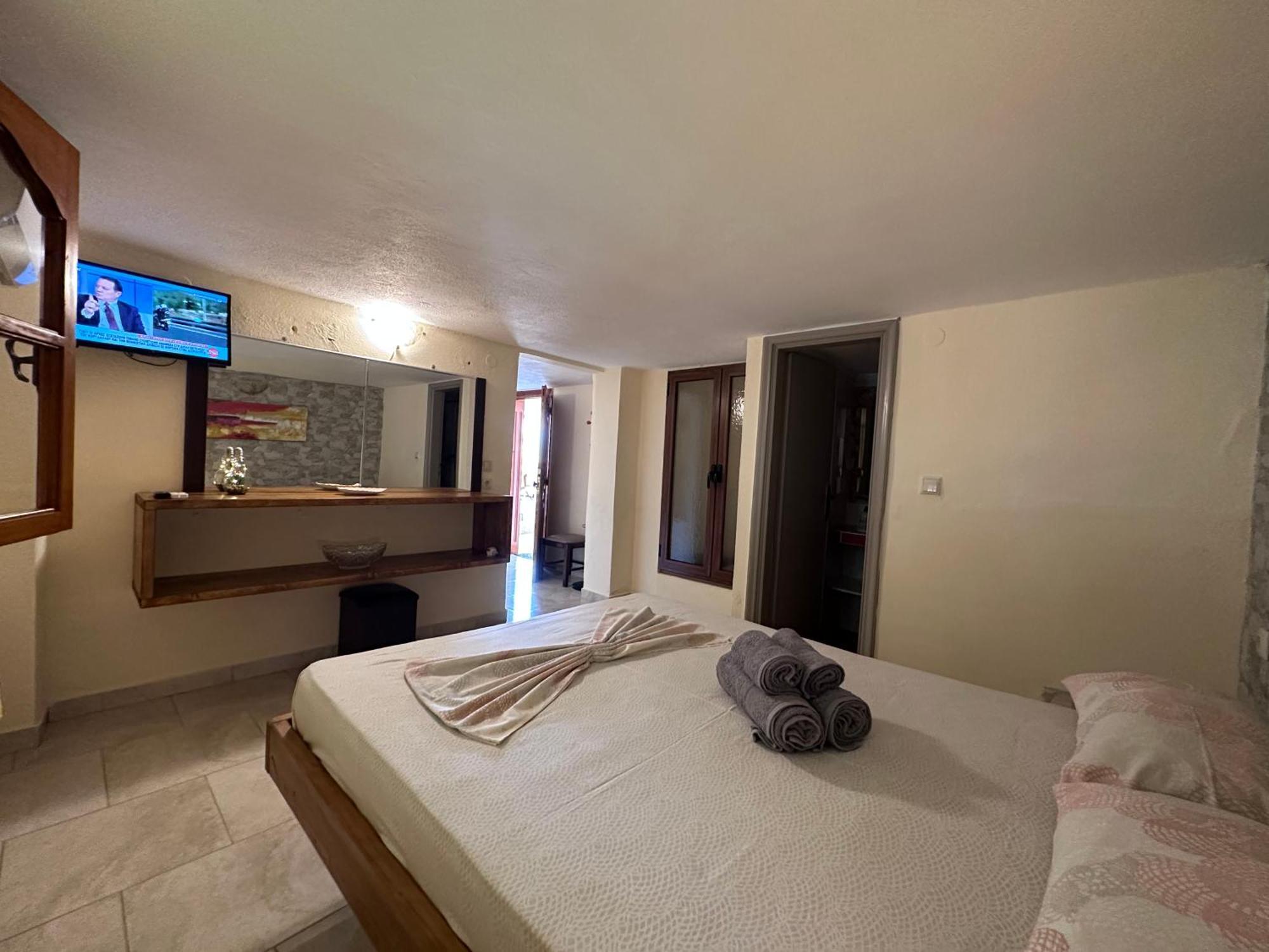 The Flower Apartments Toroni Extérieur photo
